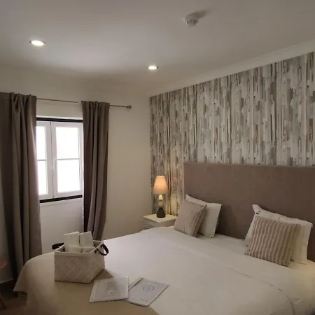 Bairro Alto Ba Sweet 3* Lissabon
