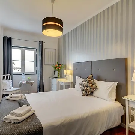 Bairro Alto Ba Sweet 3*