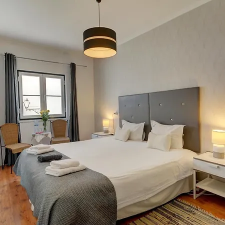 Bairro Alto Ba Sweet 3* Lissabon