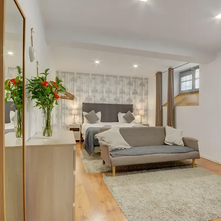 Bairro Alto Ba Sweet Bed & Breakfast