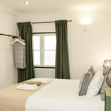 Bairro Alto Ba Sweet 3* Лиссабон