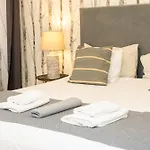 Bairro Alto Ba Sweet Bed & Breakfast 3*